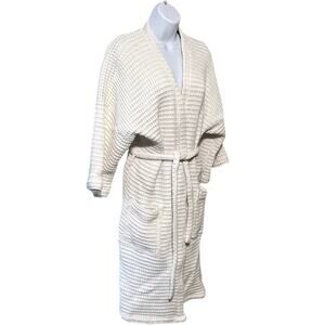 Luxurious Cream Textured Women's Robe